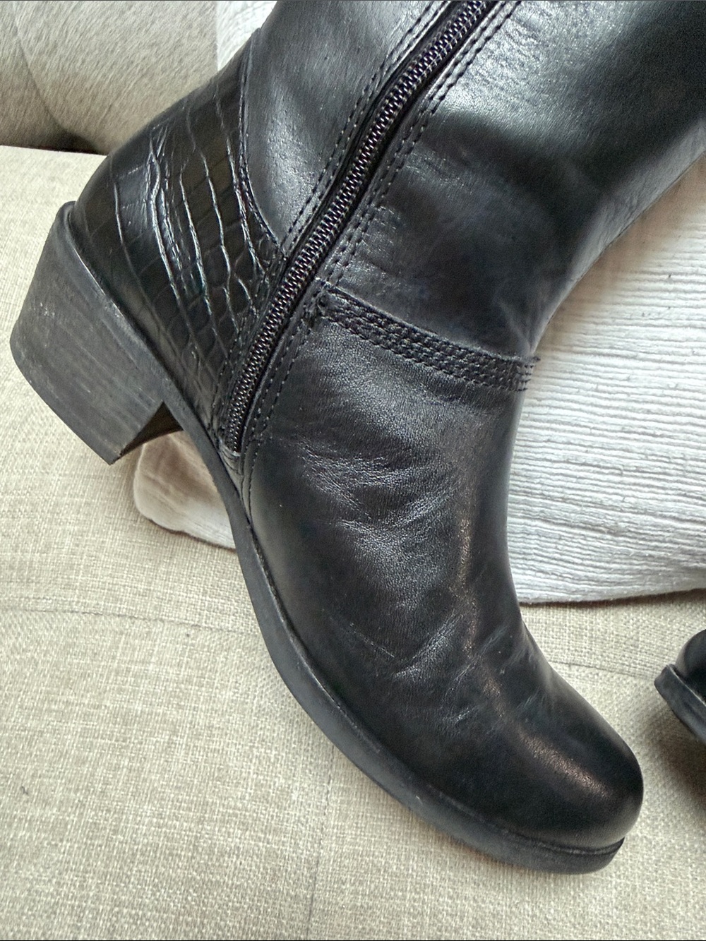 UGG Black Leather Knee-High Riding Boots - Picture 12 of 15